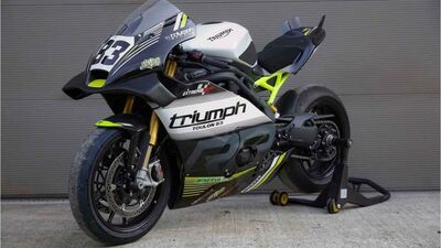  Come ti trasformo una Triumph Speed Triple 1200 in una Daytona da pista - News - Moto. it 