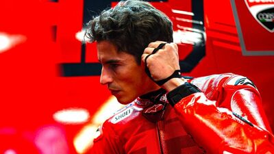  MotoGP 2025. Marc Marquez in rosso può superare Giacomo Agostini: 2025 e 2026, due ottime cartucce per il mondiale, chissà se saranno le ultime
