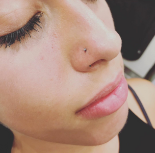  Piercing al naso: brillantino o cerchietto? Ne parliamo con Marco Manzo del Tribal Tattoo Studio 