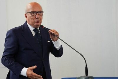  Alla Bmt nasce â€ œNapoli Luxury Destinationâ€™: le grandi aziende alberghiere investono allâ€™ombra del Vesuvio 