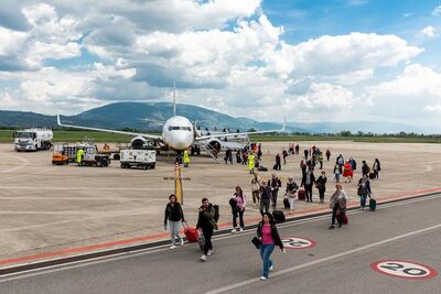  Aeroporto dell’Umbria: al via i voli estivi con più parcheggi E più collegamenti 