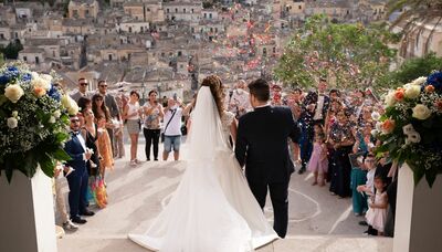  Invitare turisti stranieri al Matrimonio diventa un’esperienza culturale. Nasce Wedding Privè 