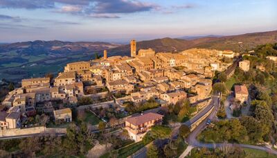  È questo il bel borgo dove si stanno trasferendo italiani e stranieri 