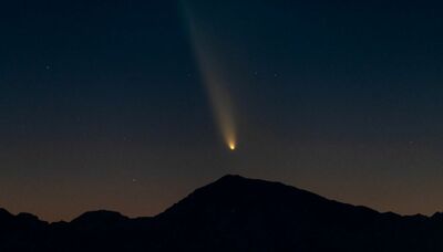  Una cometa dorata illumina novembre: ecco quando ammirare il cielo 