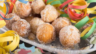  Castagnole Di Carnevale ripiene alla crema: la ricetta tradizionale  