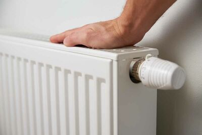  Termosifoni, è ora di spegnerli: devi fare questo Prima di non usarli più, o l'anno prossimo sarai nei gua 