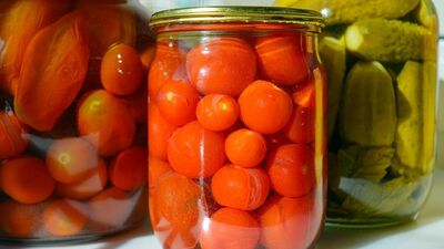  Se ti stai chiedendo Come Conservare i pomodori fino a due anni ecco la soluzione (senza aceto, sale e acqua) 