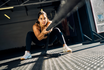  Perché Hyrox sta diventando lo sport del momento: unisce forza e resistenza e conquista sempre più donne 