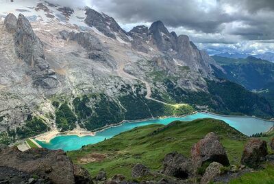  Questo lago turchese è uno dei più belli d'Italia ma pochi lo conoscono: è da vedere in autunno 