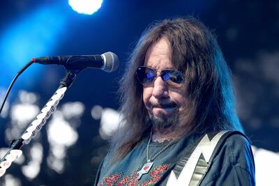  Addio a Ace Frehley, il chitarrista e fondatore dei Kiss 