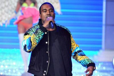 Kanye West: Fuori Il Decimo Album Donda Presentato In ...