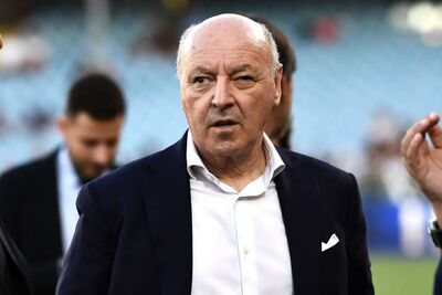  Arriva la rivelazione dellâex attaccante: âMarotta non mi volle alla Juve per uno Scontroâ  