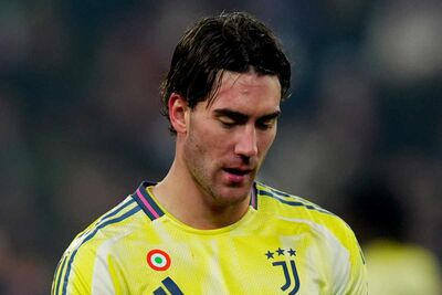  Colpo di scena Juventus: offerta choc per Vlahovic 