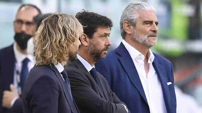  Calciomercato, il sorpasso é realtà : la Juventus 'paga' 3 milioni al Napoli 