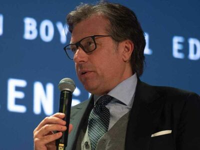  Calciomercato Juventus, arriva la chiamata dalla Capitale: duello per il difensore 