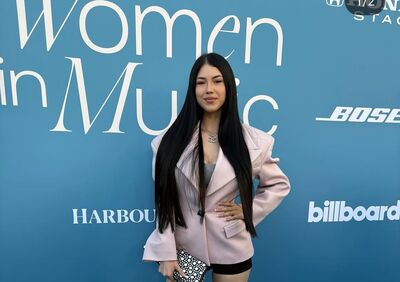  Anna fa la storia: da La Spezia al trionfo ai Billboard Women in Music 2025 di Los Angeles come Global Woman Of The Year – Italy | Domanipress 
