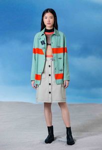  Eclettici e contemporanei: i soprabiti da donna di Fay per la SS19 