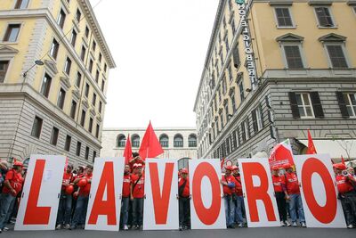  In pensione versando da soli gli ultimi anni di contributi, la guida alla prosecuzione volontaria 