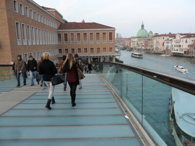  Tassa Di soggiorno diventa tassa Di ingresso e sbarco: Quanto pagano i turisti che non dormono in hotel? 