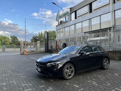  Mercedes Classe A250e plug-in hybrid, Cosa ci piace e Cosa no | Prova su Strada | MotorLabs 
