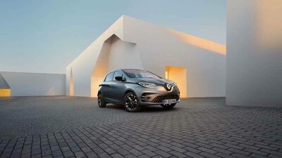  Renault Zoe: la gamma si rinnova con il debutto del Model Year 2022 | MotorLabs 