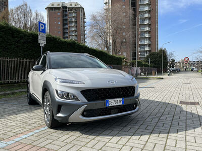  Hyundai Kona Hybrid, cosa ci Piace cosa no | La nostra prova | MotorLabs 