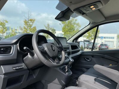  Renault Trafic Cargo, cosa ci Piace e cosa no | Pro e contro | MotorLabs 