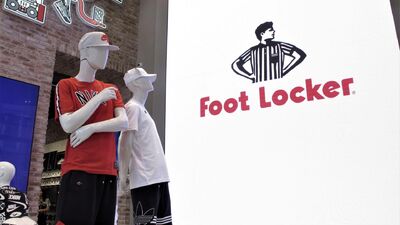  Saldi estivi Foot Locker, sconti fino al 50% sulle migliori sneaker | OfferteLabs 