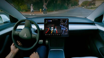  Il software di guida autonoma di Tesla nell'occhio del ciclone: l'indagine è del Partito Democratico americano 