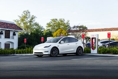  Tesla, oltre 1.000 nuovi Supercharger in Europa nell'ultimo trimestre 
