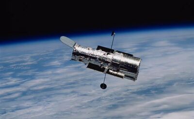  Hubble compie 35 anni, ma il suo futuro è sempre più incerto 