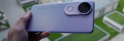  Recensione Vivo V50: scatta foto superbe ma il listino non perdona 