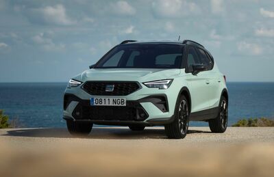  Nuova SEAT Arona 2026, allestimenti e prezzi del restyling: ecco quanto costa 