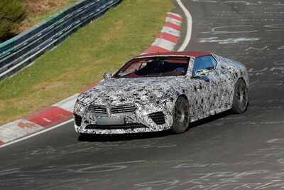 Bmw Skytop: l'esclusiva roadster Tedesca in prova al Nurburgring. Foto Spia 