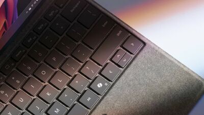  Surface Pro 11, addio caricatore in confezione in alcuni Paesi europei 