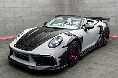  Mansory trasforma la Porsche 911 Turbo S Cabriolet in un mostro da quasi 900 CV 