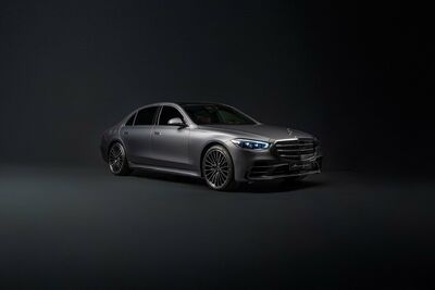  Classe S 2025: Mercedes alza ancora lasticella del lusso e dellinnovazione 