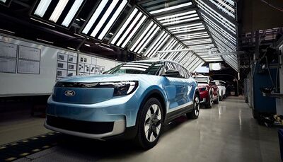  Ford, lavoratori tedeschi in sciopero contro i tagli al personale 