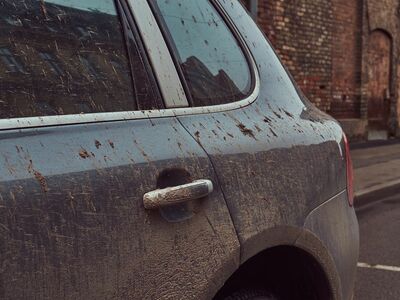  Metti al riparo la tua auto da pioggia e neve con il telo impermeabile in offerta a meno di 50€ 
