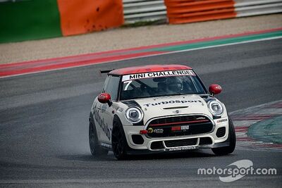  Mini Challenge: Tramontozzi domina a Misano Gara 1 