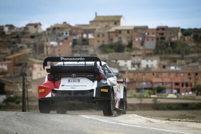  WRC | Spagna, PS9-11: Ogier allunga, Greensmith sbatte malamente 