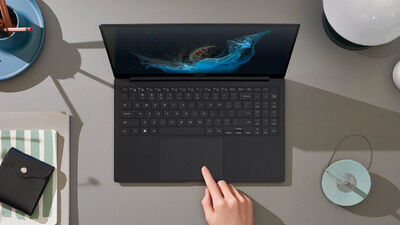  Samsung porta tecnologia Touch OLED per smartphone sui laptop 