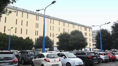  City Plug Lamp, così l’auto elettrica si ricarica con il lampione 