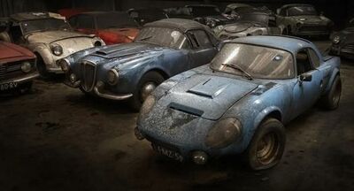  Ferrari, Porsche, Lamborghini: i Ritrovamenti più Incredibili 